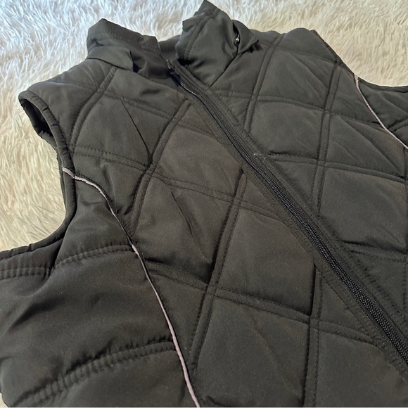 ZKC Collections Black Quilted Puffer Vest with Fleece Lining Women’s Size L - Picture 16 of 16